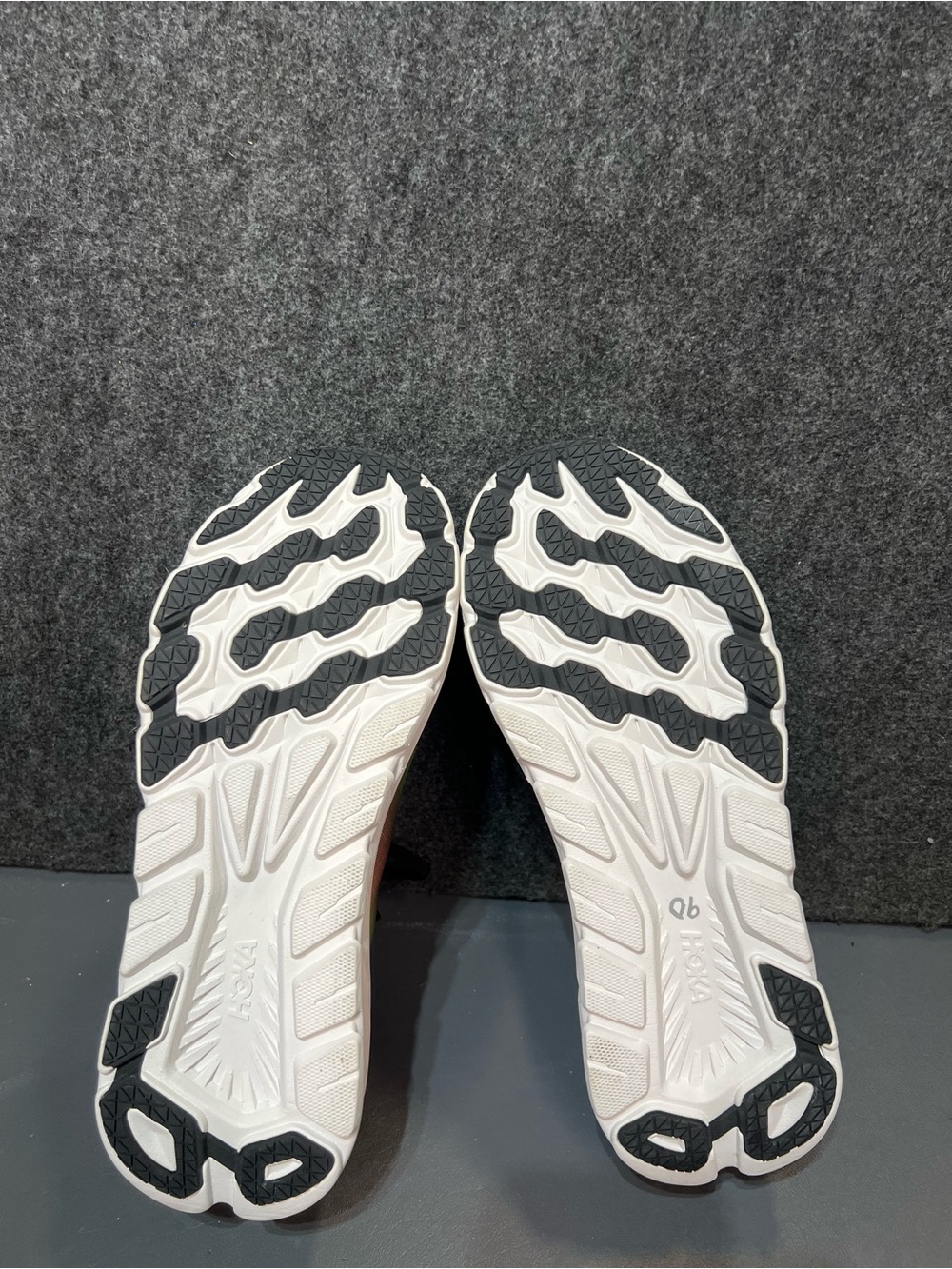 HOKA Men's Rincon 3 Running Shoes Size 11.5 - Picture 12 of 14